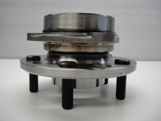  530429 Wheel Bearing and Hub Assembly For BUICK,CADILLAC,OLDSMOBILE